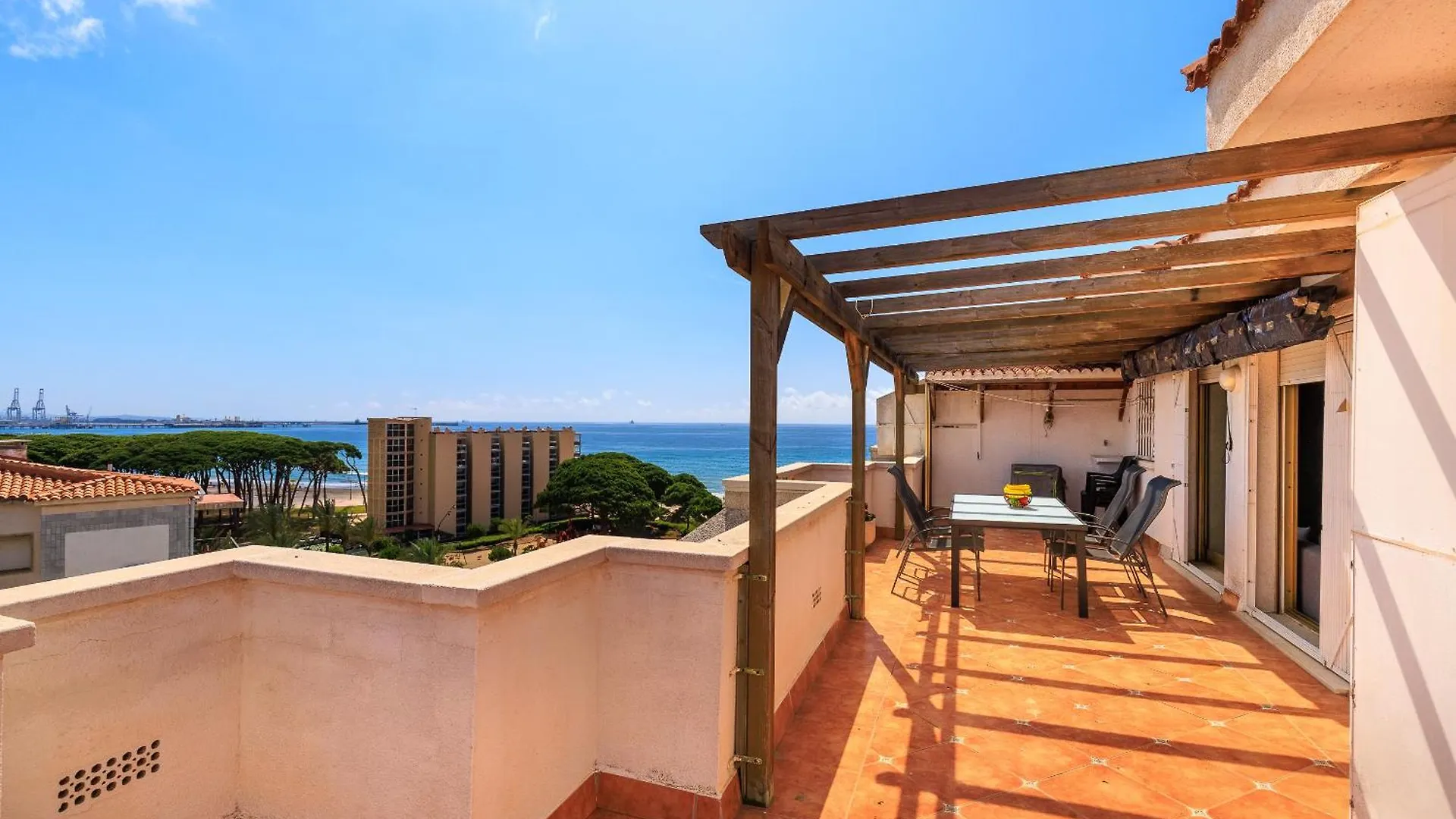 Neia Apartment Planet Costa Dorada La Pineda