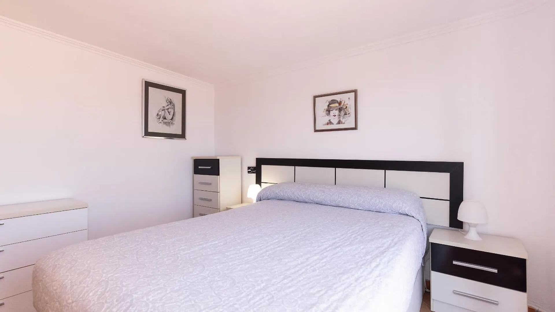 Neia Apartment Planet Costa Dorada Ла-Пинеда