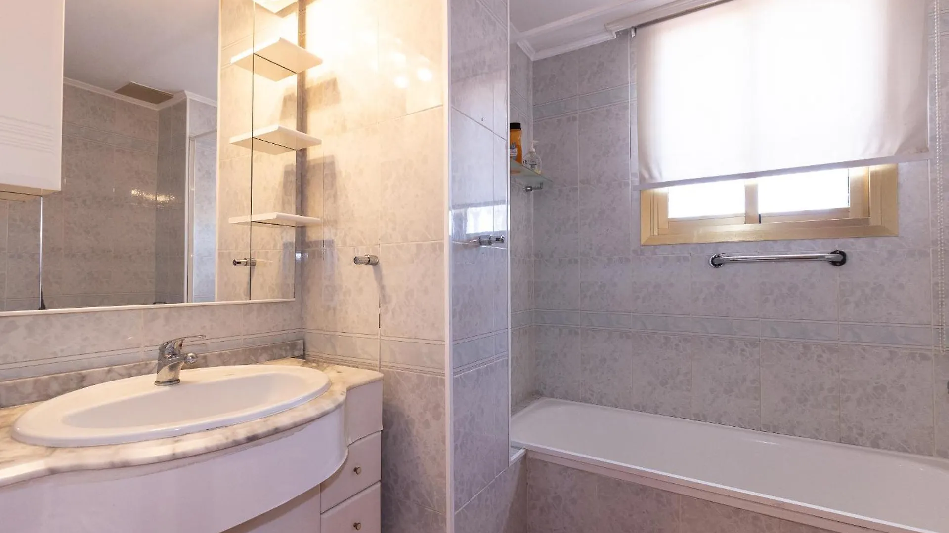Neia Apartment Planet Costa Dorada Ла-Пинеда